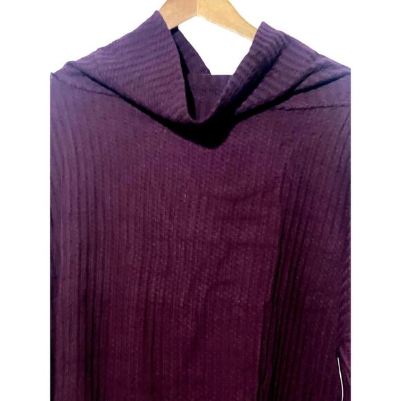 Free People Shirt Women's Small NWT Juicy Cowl Neck Oversized Split Back Wine - Picture 3 of 10